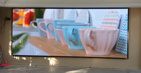 興寧某中學(xué)P1.86LED顯示屏